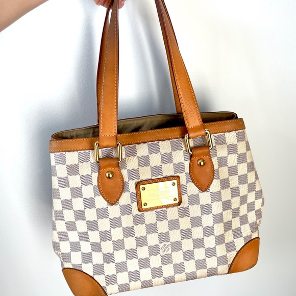 Louis Vuitton Handbags - Louis Vuitton Hampstead Damier Azure PM 💙🤍